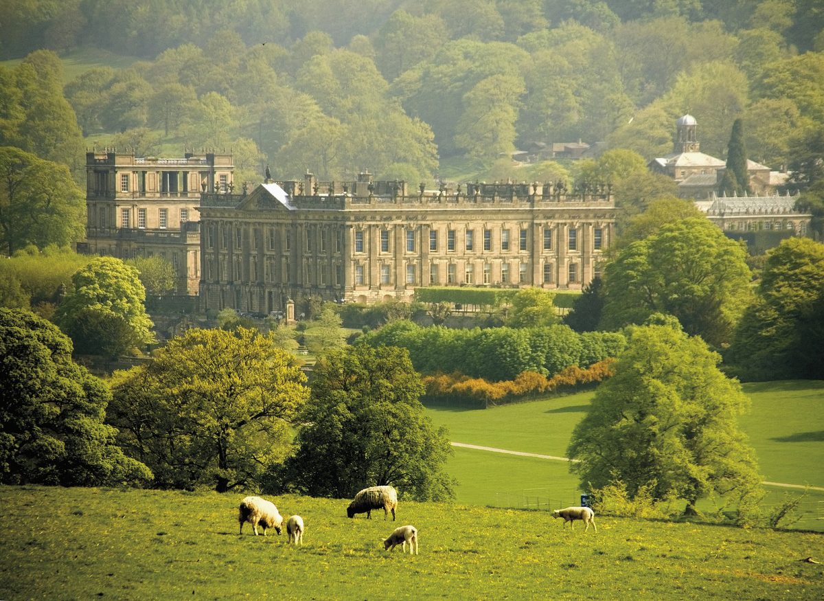 5 Rewarding Day Trip Destinations from Sheffield by Coach