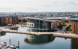 Cardiff Bay & Senedd Cymru (Welsh Parliament)